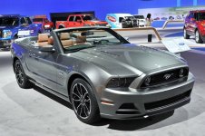 Harvey's 2013-ford-mustang-la.jpg Harvey's 2013-ford-mustang-la.jpg